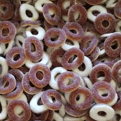 Anneaux sucrés goût POMME FRAISE FRAMBOISE COLA 100 Gr